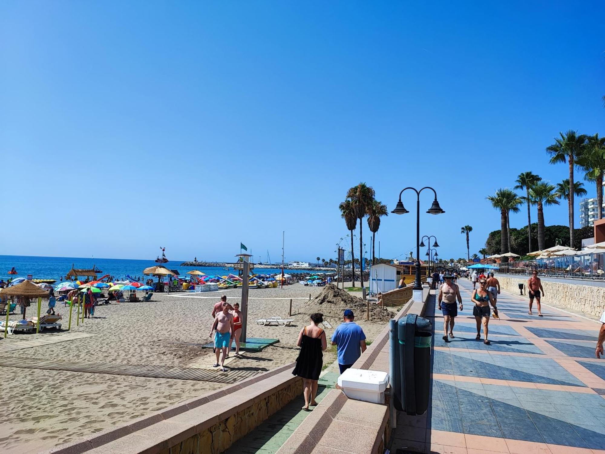 Apartamento 150 Metros De La Playa Torremolinos Exteriör bild